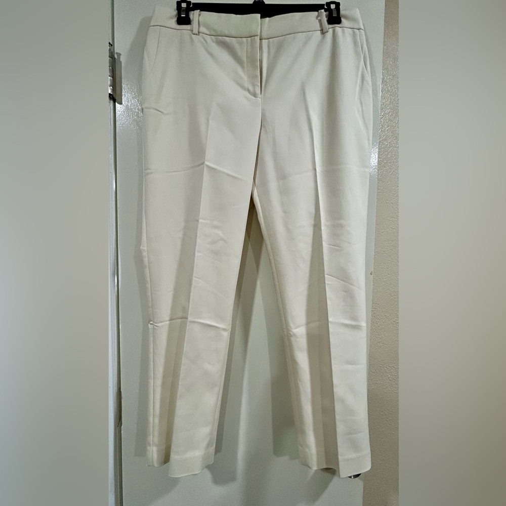 Woman’s Elegant Cream Trousers